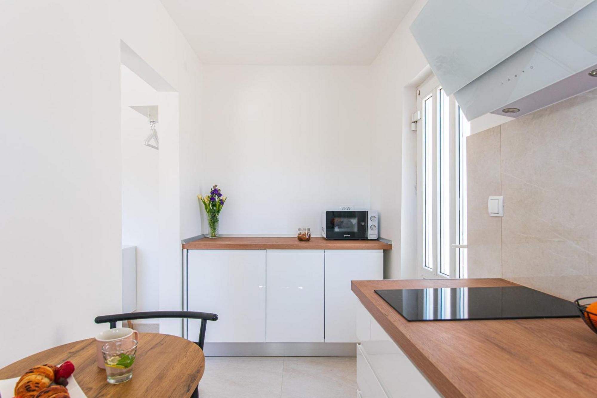 Niko Apartment